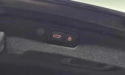 Kia K7 2018, 86807 км, за 8861.76 USD - фото 31