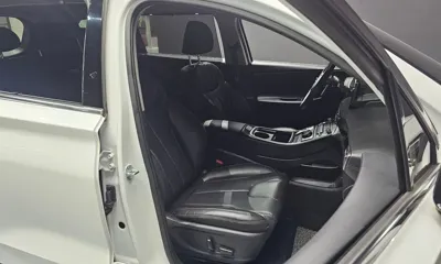 Hyundai Santafe 2023, 50426 км, за 18766.6 USD - фото 11