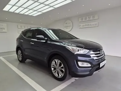 Hyundai Santafe 2013, 126052 км, за 5144.23 USD
