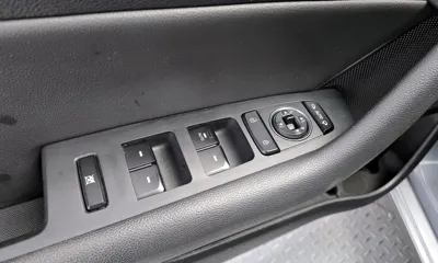 Hyundai Sonata 2016, 119960 км, за 4788.49 USD - фото 17