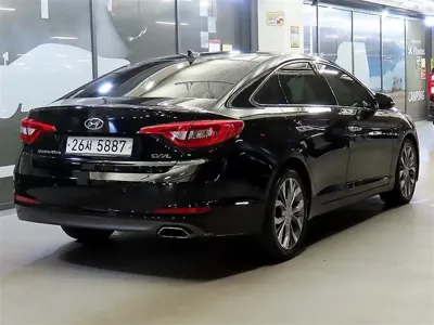 Hyundai Sonata 2015, 164555 км, за 4625.41 USD