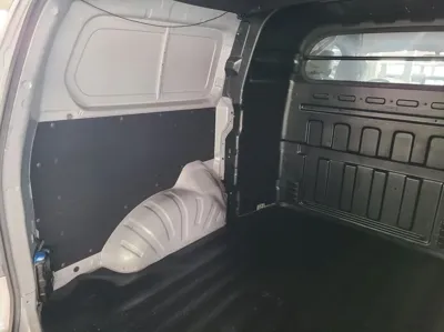 Hyundai Starex 2015, 69484 км, за 7361.57 USD - фото 37