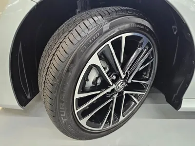 Toyota Camry 2025, 6003 км, за 28410.96 USD