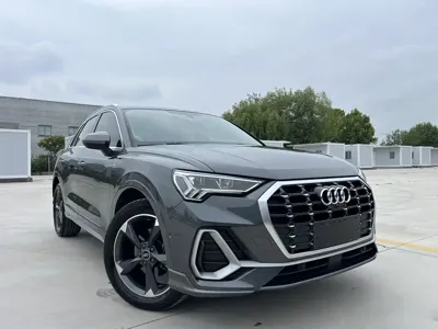 Audi Q3 2022, 26000 км, за 28369.08 USD