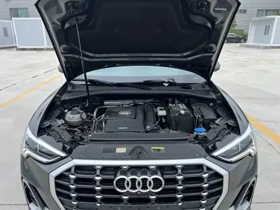 Audi Q3 2022, 26000 км, за 28288.87 USD - фото 17