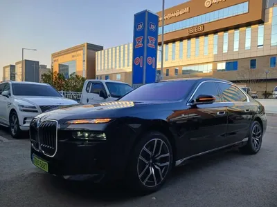 BMW 7-Series 2025, 1735 км, за 67461.07 USD