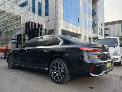 BMW 7-Series 2025, 1735 км, за 67461.07 USD