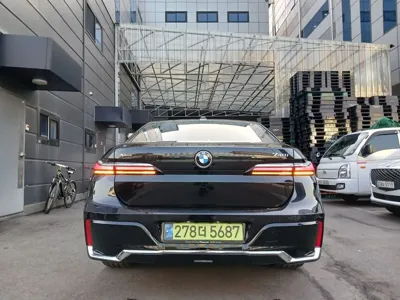 BMW 7-Series 2025, 1735 км, за 67461.07 USD - фото 6