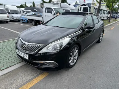 Hyundai Grandeur · 2015 год