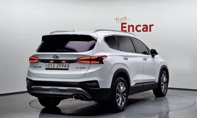 Hyundai Santafe 2019, 118073 км, за 12340.82 USD
