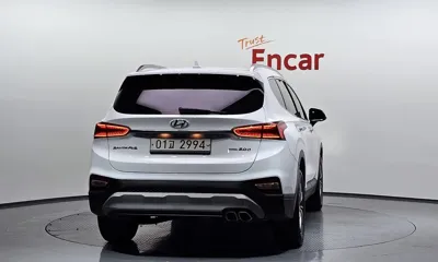 Hyundai Santafe 2019, 118073 км, за 12340.82 USD