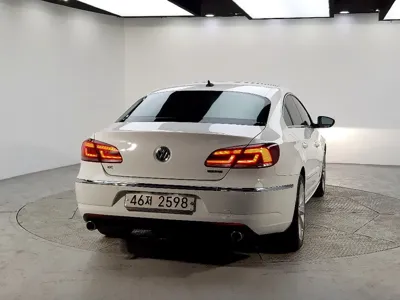 Volkswagen CC 2015, 124607 км, за 4228.47 USD