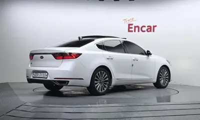 Kia K7 2016, 143317 км, за 5953.54 USD
