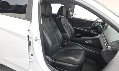 Hyundai Avante 2021, 50995 км, за 9425.99 USD - фото 26