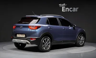 Kia Stonic 2018, 150341 км, за 5244.85 USD