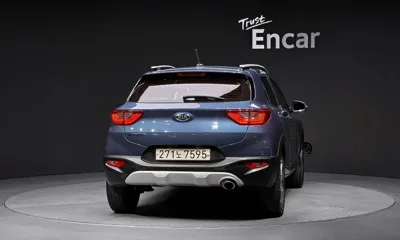 Kia Stonic 2018, 150341 км, за 5244.85 USD