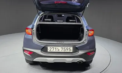 Kia Stonic 2018, 150341 км, за 5244.85 USD - фото 20