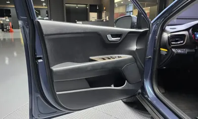 Kia Stonic 2018, 150341 км, за 5244.85 USD - фото 24