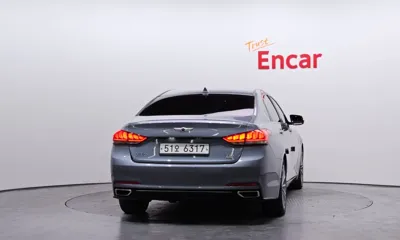 Hyundai Genesis 2015, 181284 км, за 4358.31 USD