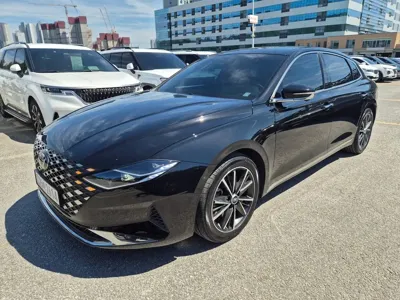 Hyundai Grandeur 2023, 84555 км, за 15172.23 USD