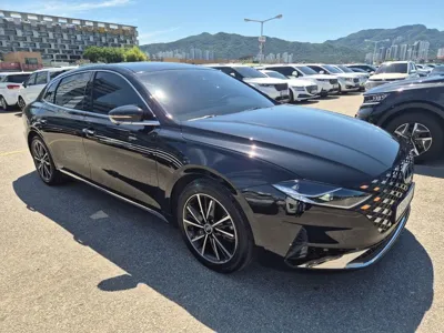 Hyundai Grandeur 2023, 84555 км, за 15172.23 USD