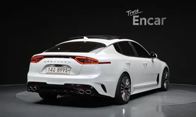 Kia Stinger 2018, 31113 км, за 13809.05 USD