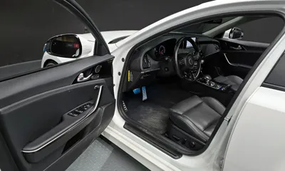 Kia Stinger 2018, 31113 км, за 13809.05 USD - фото 10