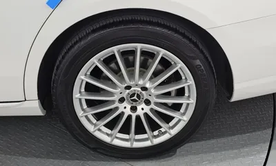Mercedes-Benz E-Class 2021, 57173 км, за 24222.13 USD - фото 21