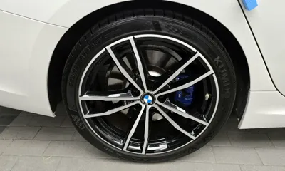BMW 3-Series 2022, 54088 км, за 22924.32 USD