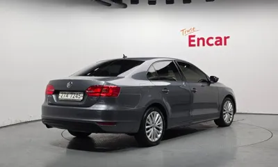 Volkswagen Jetta 2014, 163082 км, за 3039.31 USD