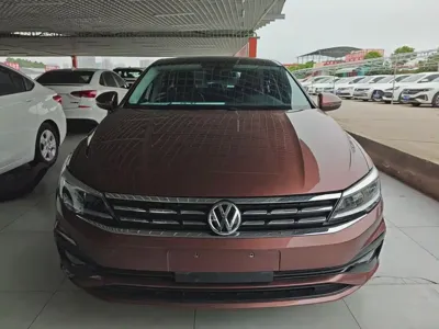 Volkswagen Lamando 2020, 94800 км, за 8710.84 USD