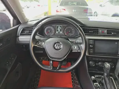 Volkswagen Lamando 2020, 94800 км, за 8710.84 USD - фото 7
