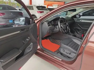 Volkswagen Lamando 2020, 94800 км, за 8710.84 USD - фото 12