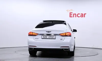 Hyundai Genesis 2016, 111955 км, за 7278.14 USD