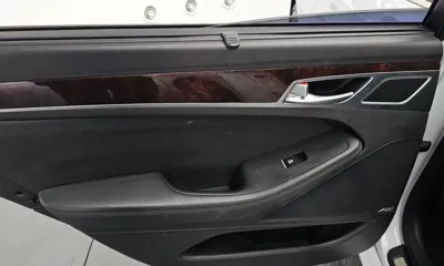 Hyundai Genesis 2016, 111955 км, за 7278.14 USD - фото 17