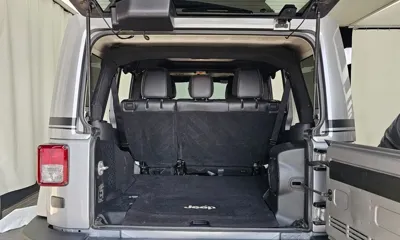 Jeep Wrangler 2014, 153489 км, за 10371.54 USD - фото 20