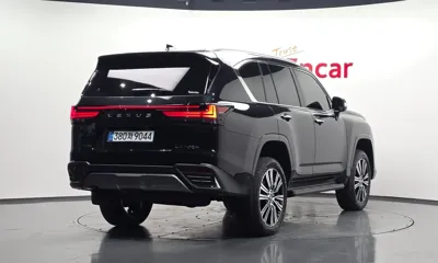 Lexus LX 2026, 5 км, за 157542.34 USD