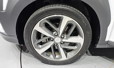 Hyundai Kona 2019, 48504 км, за 10962.32 USD