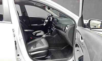 Hyundai Kona 2019, 48504 км, за 10962.32 USD - фото 11