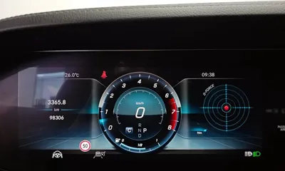 Mercedes-Benz S-Class 2019, 98306 км, за 27891.56 USD - фото 8
