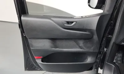 Hyundai Staria 2025, 33246 км, за 25265.34 USD - фото 24