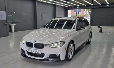 BMW 3-Series · 2015 год