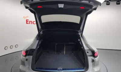 Porsche Cayenne 2022, 13672 км, за 78662.14 USD - фото 20