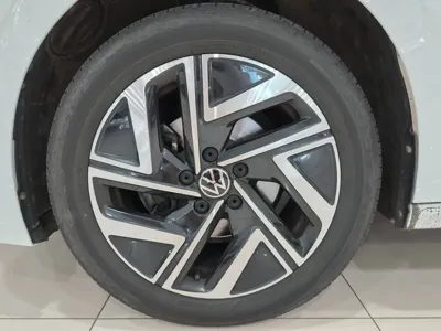 Volkswagen Jetta 2023, 49927 км, за 18054.76 USD