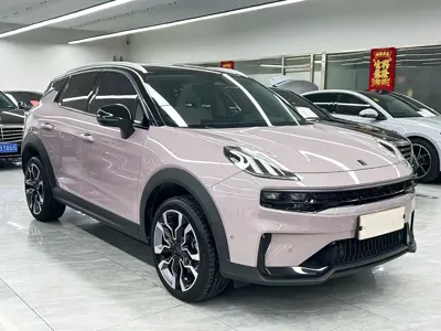 Lynk & Co 06 2023, 9000 км, за 10732.3 USD