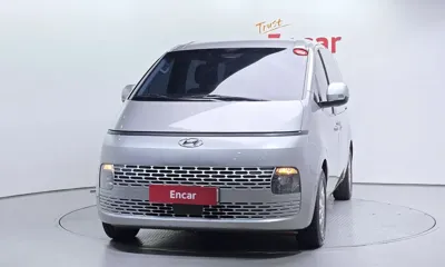 Hyundai Staria 2023, 130816 км, за 15294.74 USD