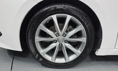 Hyundai Grandeur 2015, 120949 км, за 4553.74 USD