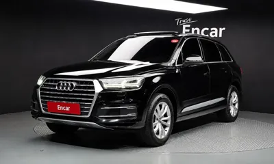 Audi Q7 · 2019 год