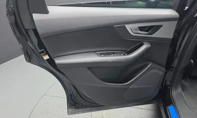 Audi Q7 2019, 106703 км, за 16865.27 USD - фото 25