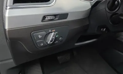 Audi Q7 2019, 106703 км, за 16865.27 USD - фото 28